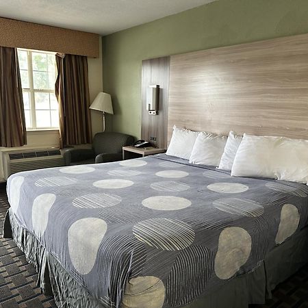 Day Star Dallas Luaran gambar